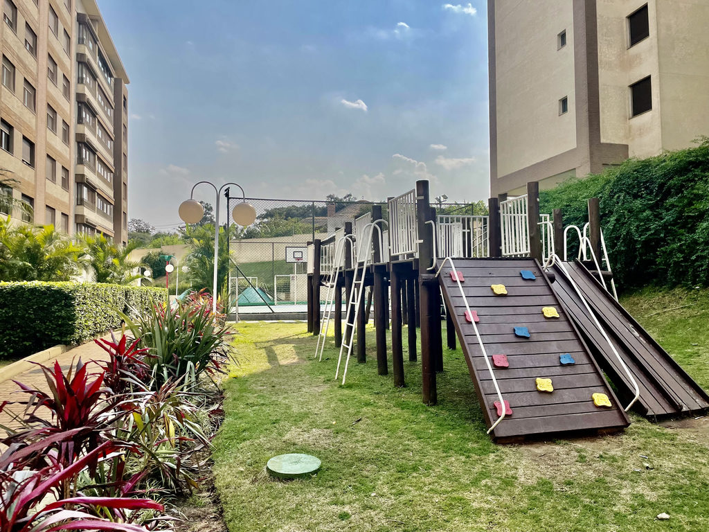 Apartamento para venda no bairro Cavalhada em Porto Alegre