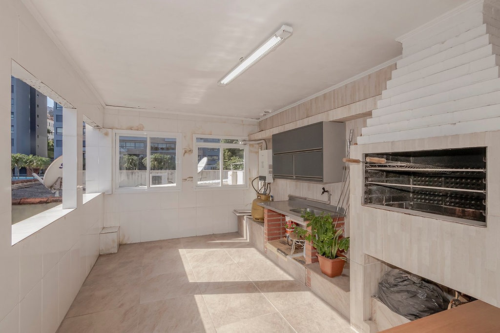 Apartamento para venda no bairro Rio Branco em Porto Alegre