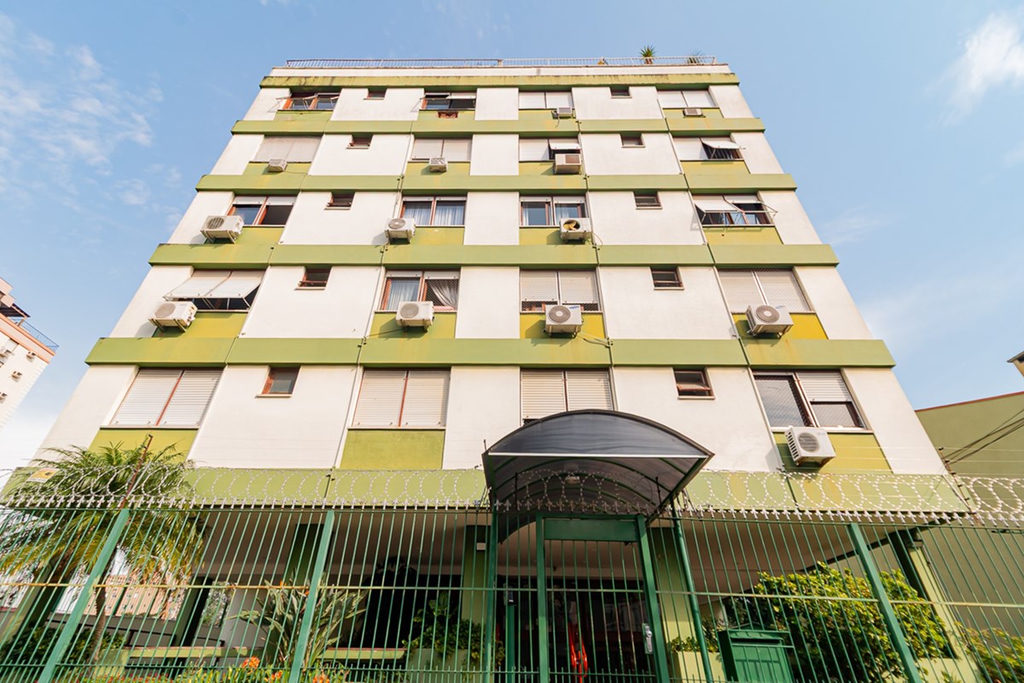 Apartamento para venda no bairro Vila Ipiranga em Porto Alegre