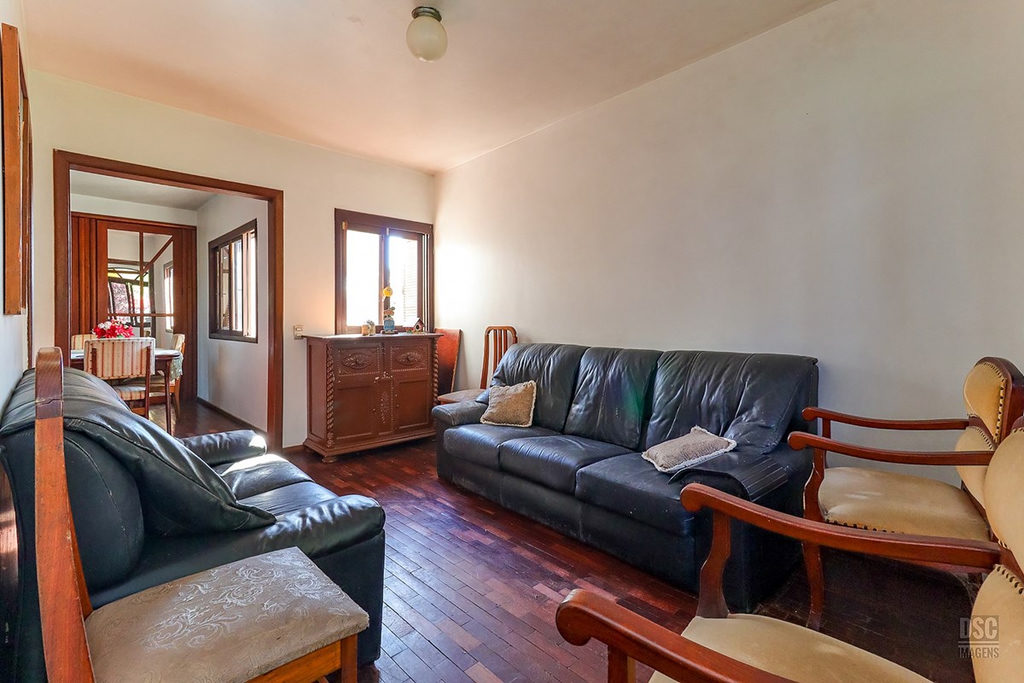Casa para venda no bairro Santo Antônio em Porto Alegre