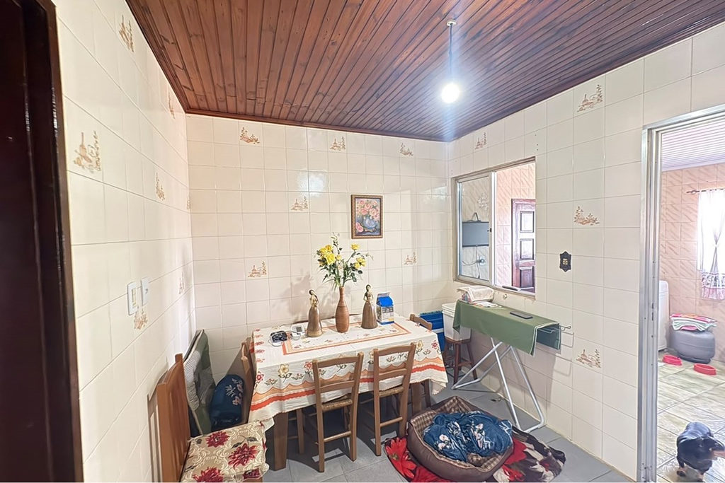 Casa para venda no bairro Rio Branco em Canoas
