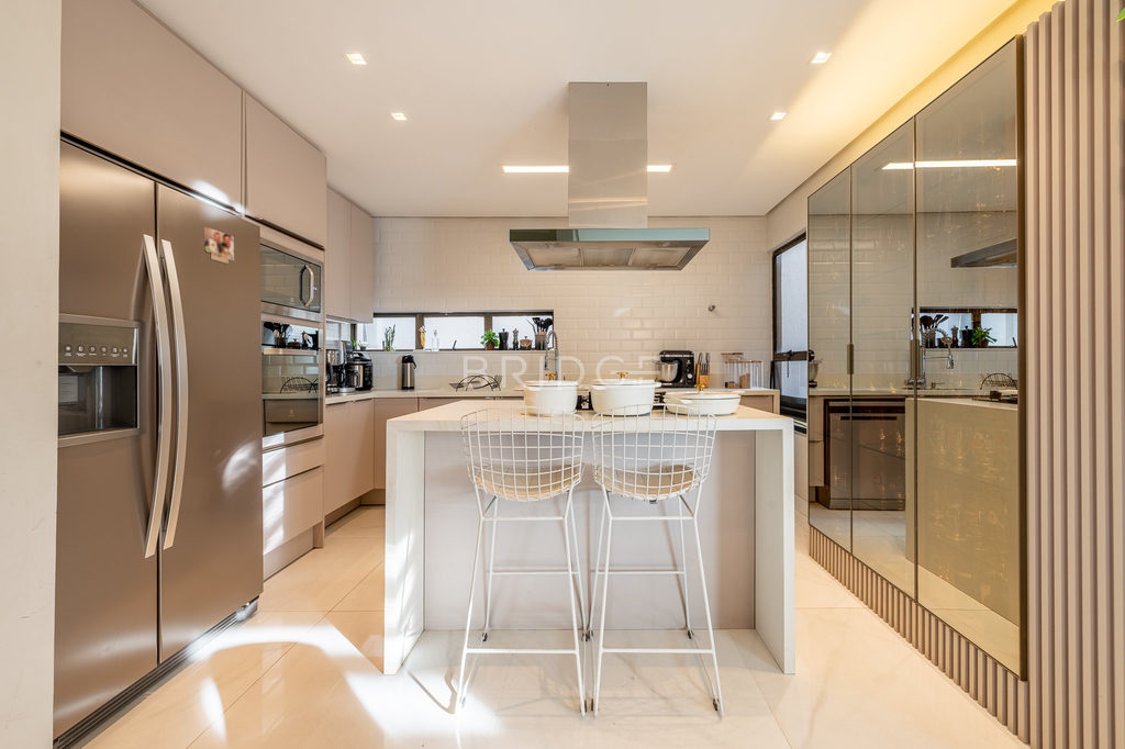 Cobertura Duplex para venda no bairro Mont Serrat em Porto Alegre