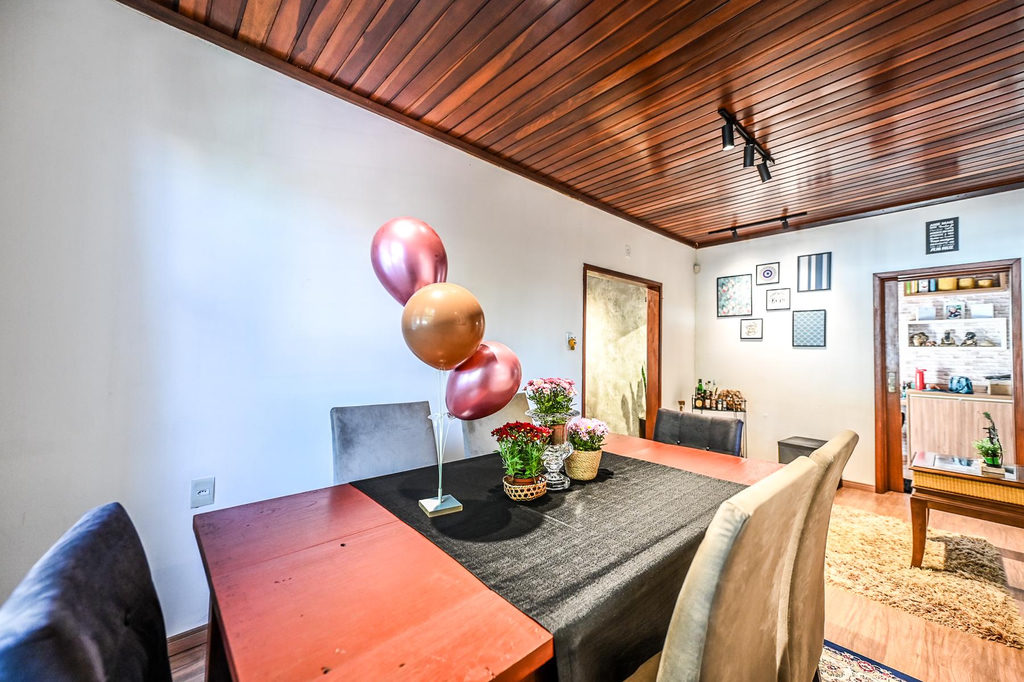 Casa para venda no bairro Menino Deus em Porto Alegre