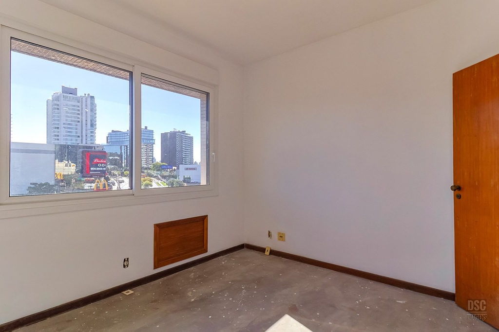 Cobertura Duplex para venda no bairro Petrópolis em Porto Alegre