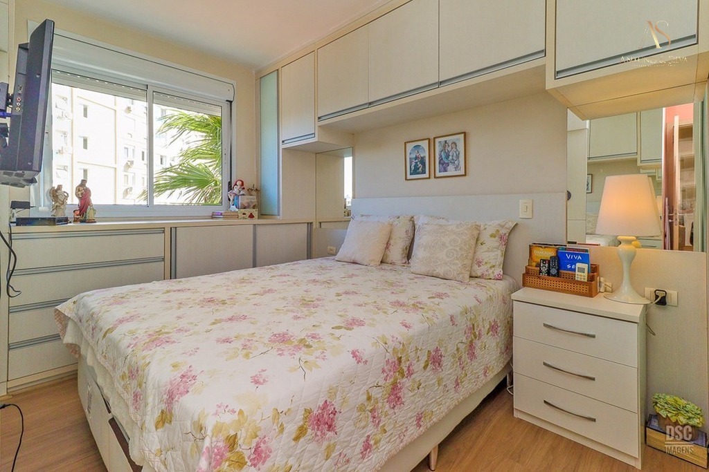 Apartamento para venda no bairro Jardim Itu em Porto Alegre
