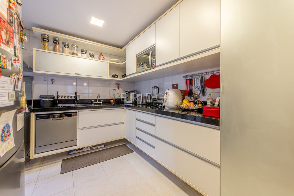 Apartamento para venda no bairro Mont Serrat em Porto Alegre