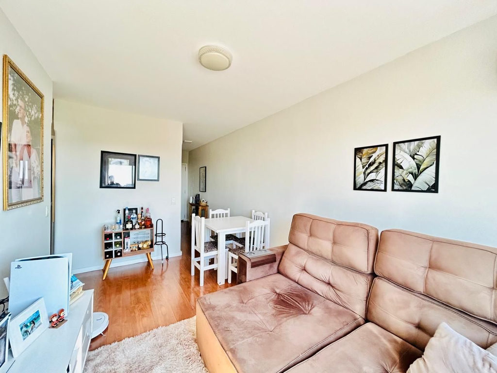 Apartamento para venda no bairro Três Figueiras em Porto Alegre