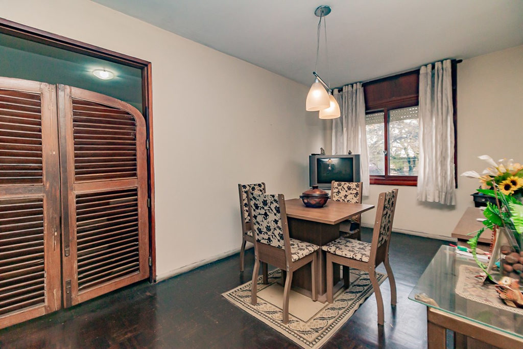 Apartamento para venda no bairro Três Figueiras em Porto Alegre