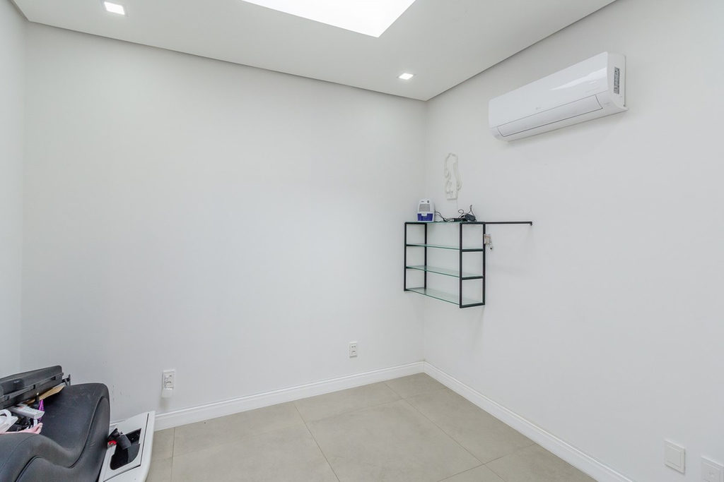 Casa para venda no bairro Centro em Nova Santa Rita