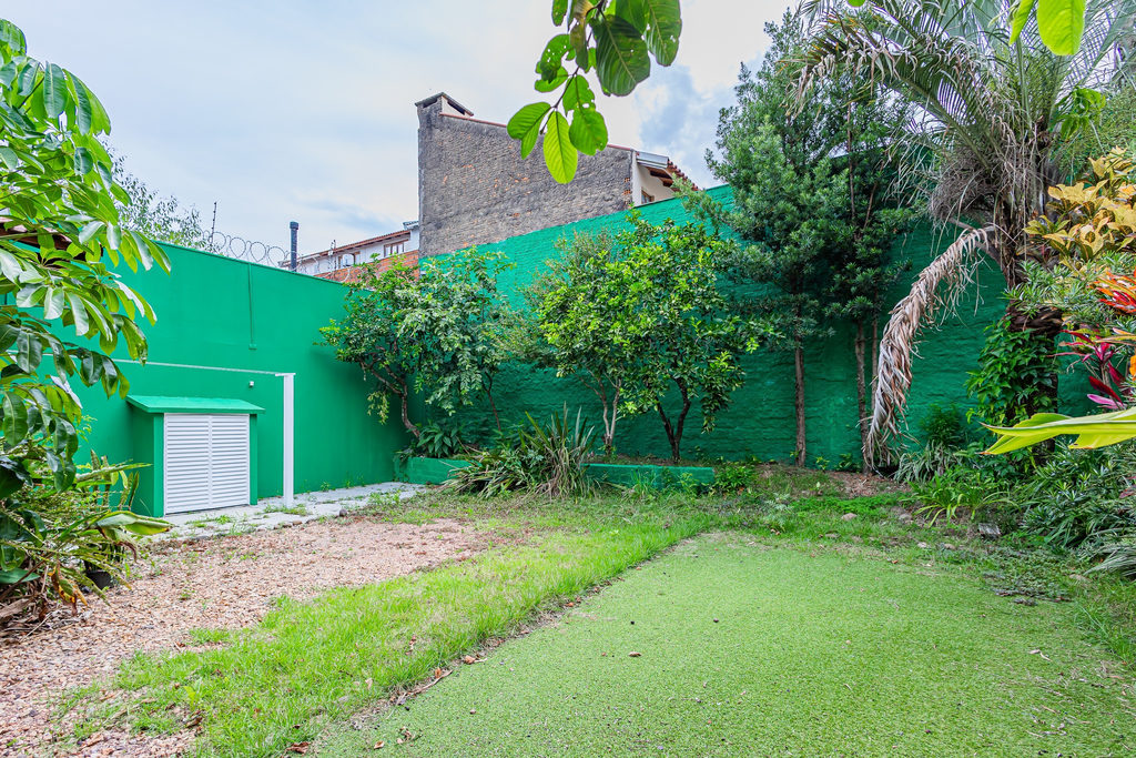 Casa para venda no bairro Jardim Itu em Porto Alegre
