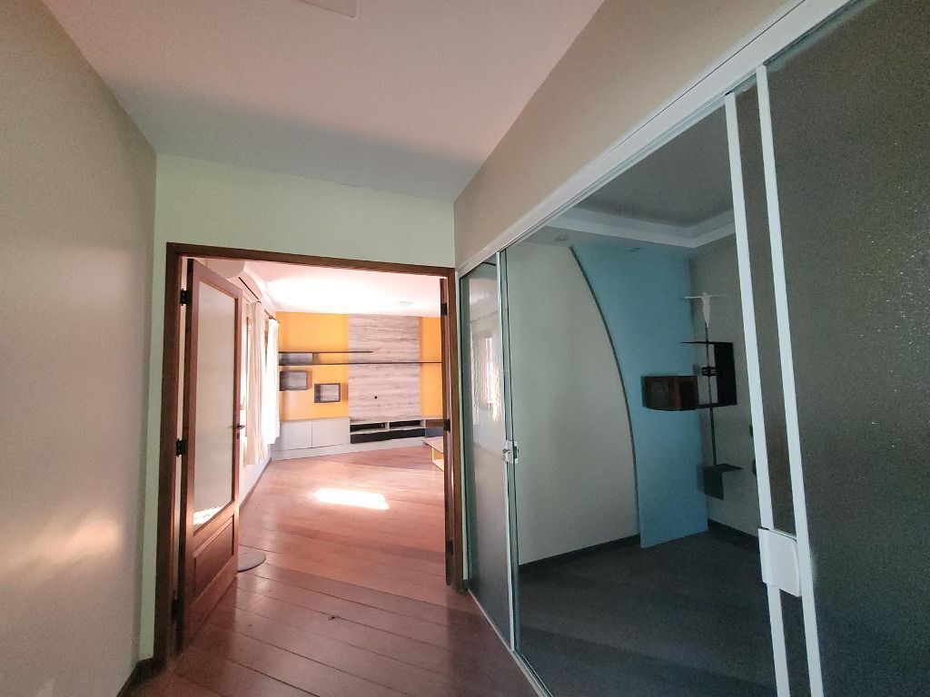 Casa para venda no bairro Petrópolis em Porto Alegre