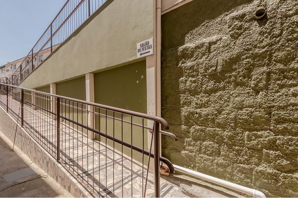Apartamento para venda no bairro Medianeira em Porto Alegre