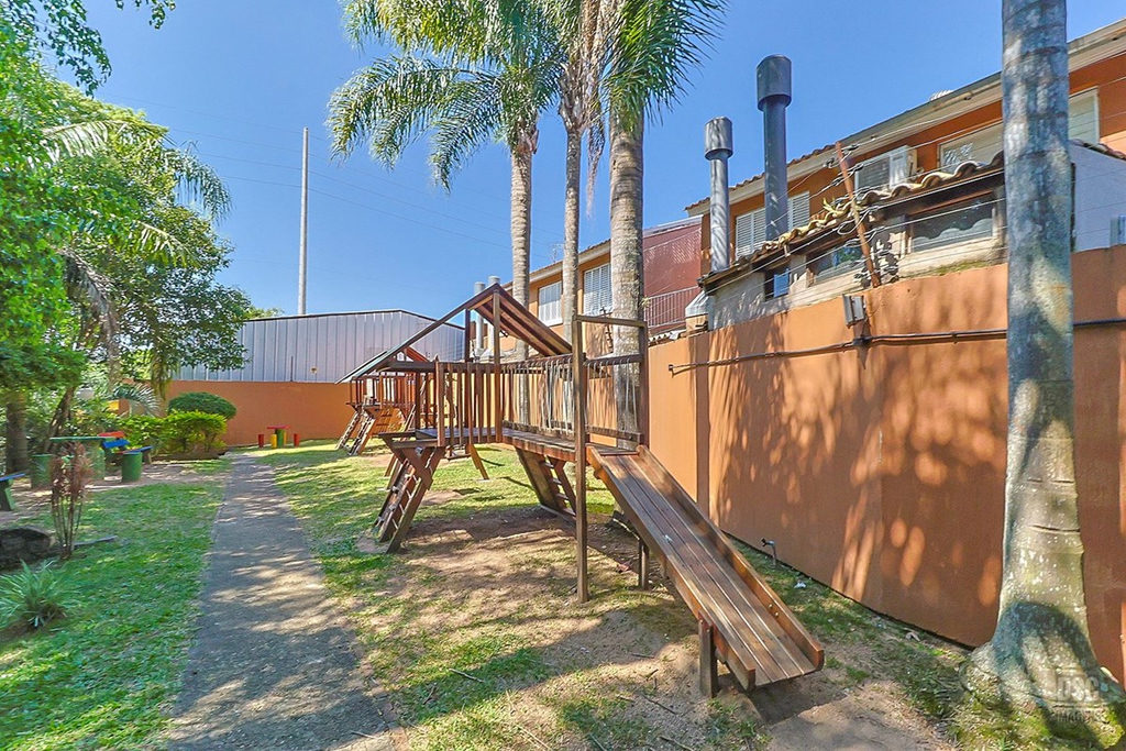 Casa em Condomínio para venda no bairro Jardim Itu em Porto Alegre