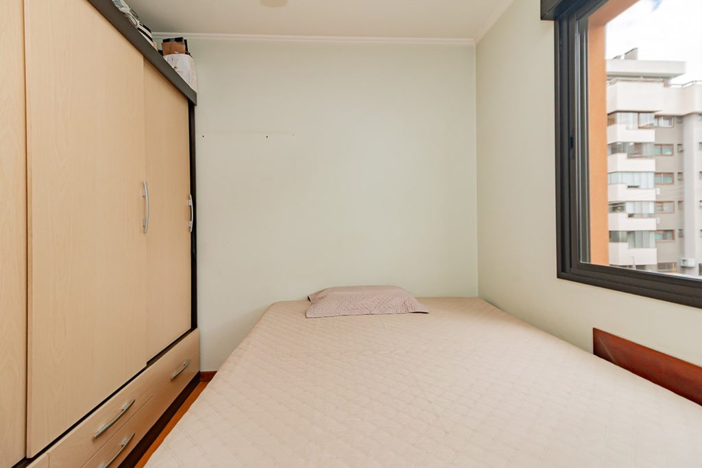 Apartamento para venda no bairro Jardim Lindóia em Porto Alegre