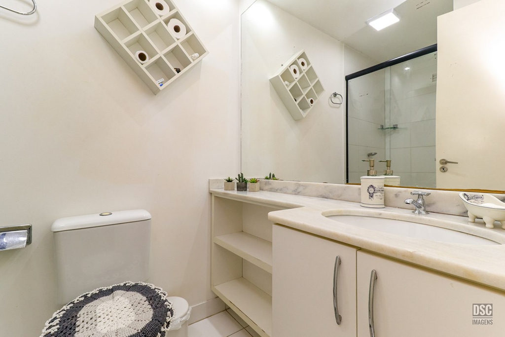 Apartamento para venda no bairro Vila Ipiranga em Porto Alegre