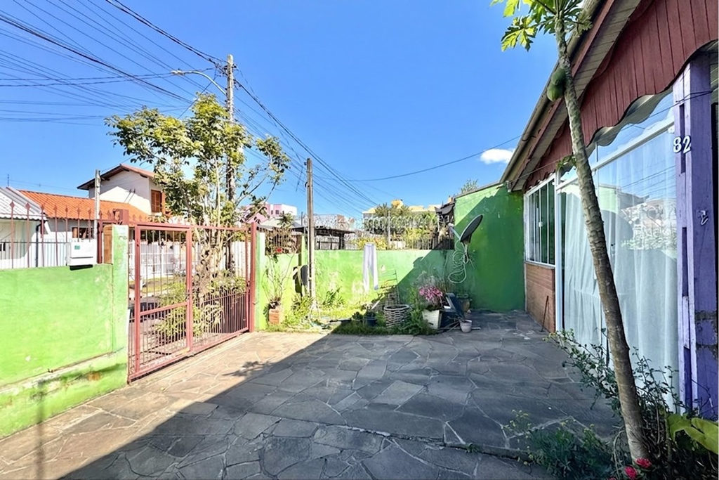 Casa para venda no bairro Igara em Canoas