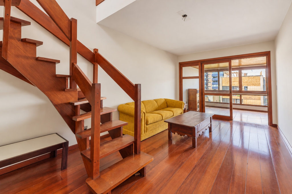 Cobertura Duplex para venda no bairro Mont Serrat em Porto Alegre
