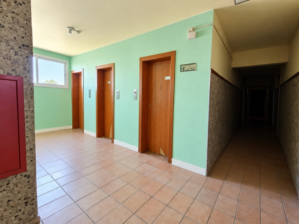 Apartamento para venda no bairro Centro Histórico em Porto Alegre