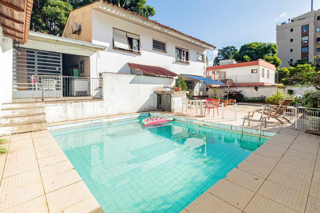 Casa para venda no bairro Cristal em Porto Alegre