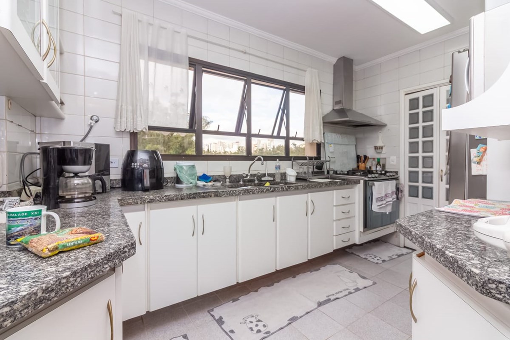 Apartamento, 4 quartos, 198 m² - Foto 49