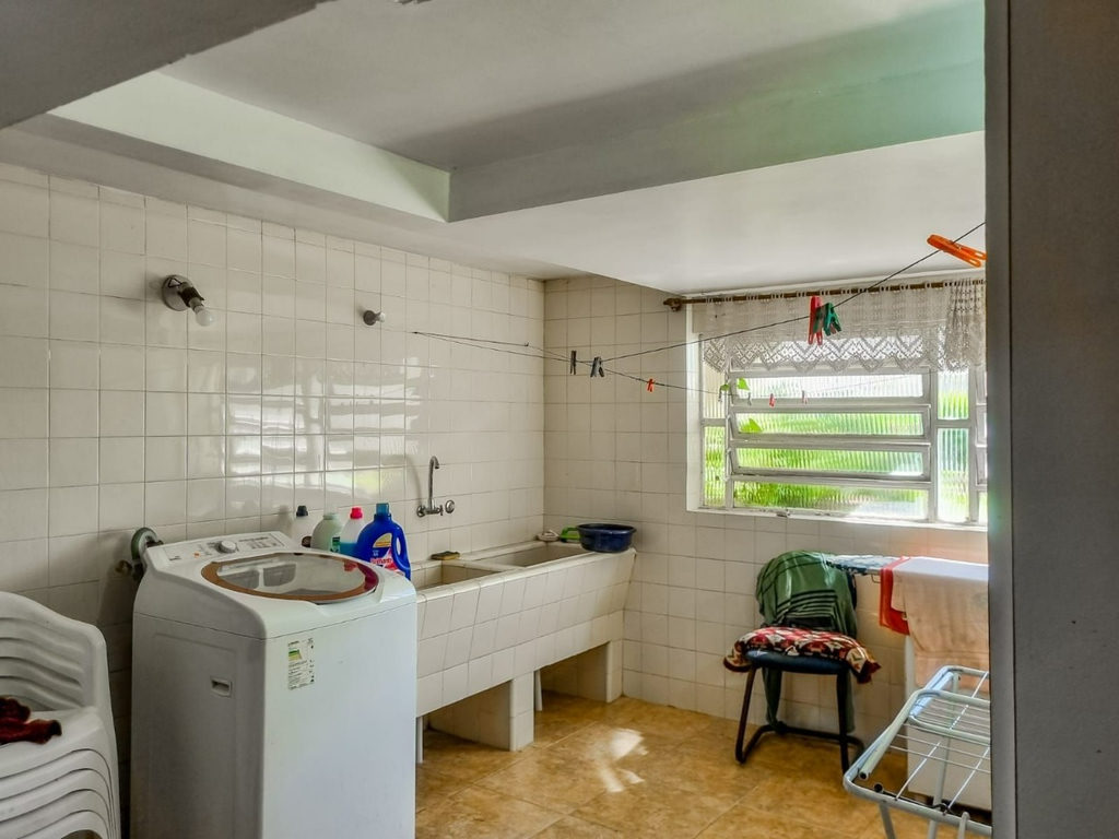 Casa para venda no bairro Teresópolis em Porto Alegre