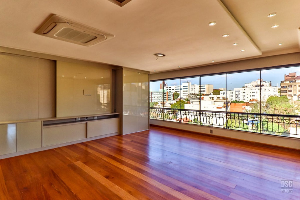 Cobertura Duplex para venda no bairro Higienópolis em Porto Alegre
