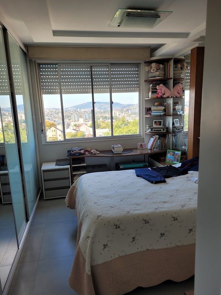 Apartamento para venda no bairro Teresópolis em Porto Alegre