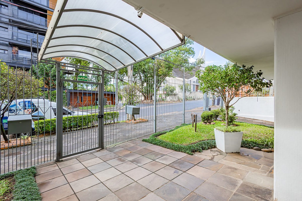 Cobertura Duplex para venda no bairro Passo da Areia em Porto Alegre