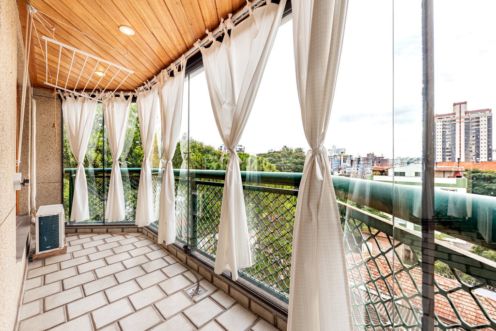 Apartamento para venda no bairro Rio Branco em Porto Alegre