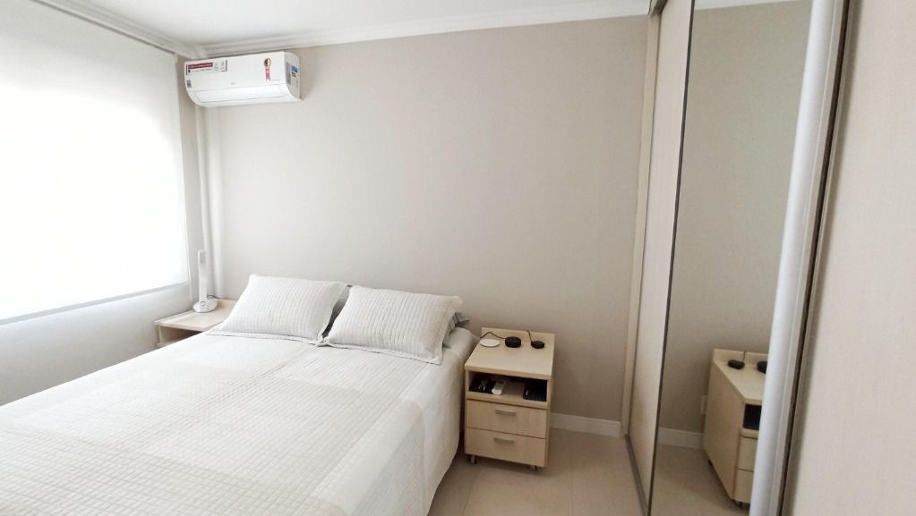 Apartamento para venda no bairro Santana em Porto Alegre