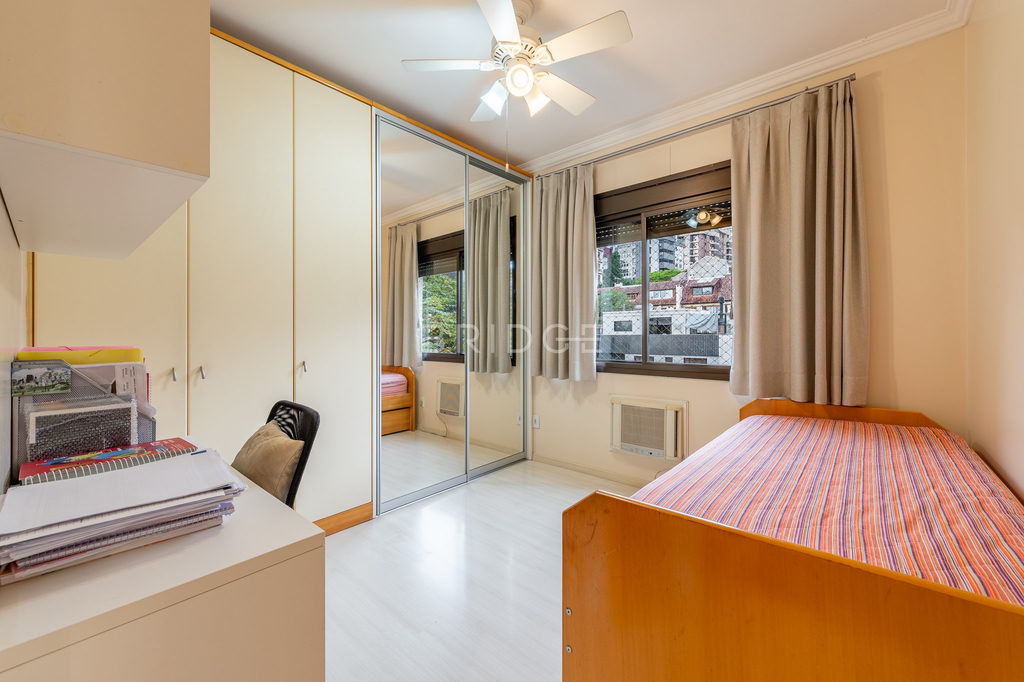 Apartamento para venda no bairro Mont Serrat em Porto Alegre