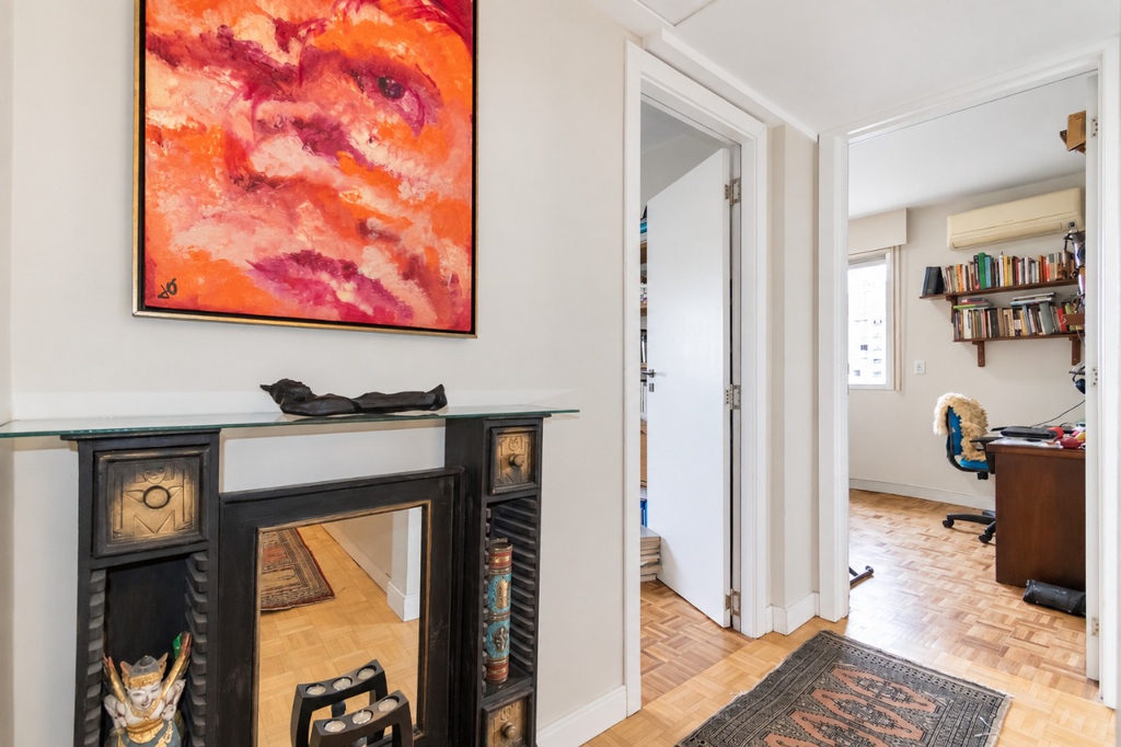 Apartamento para venda no bairro Rio Branco em Porto Alegre
