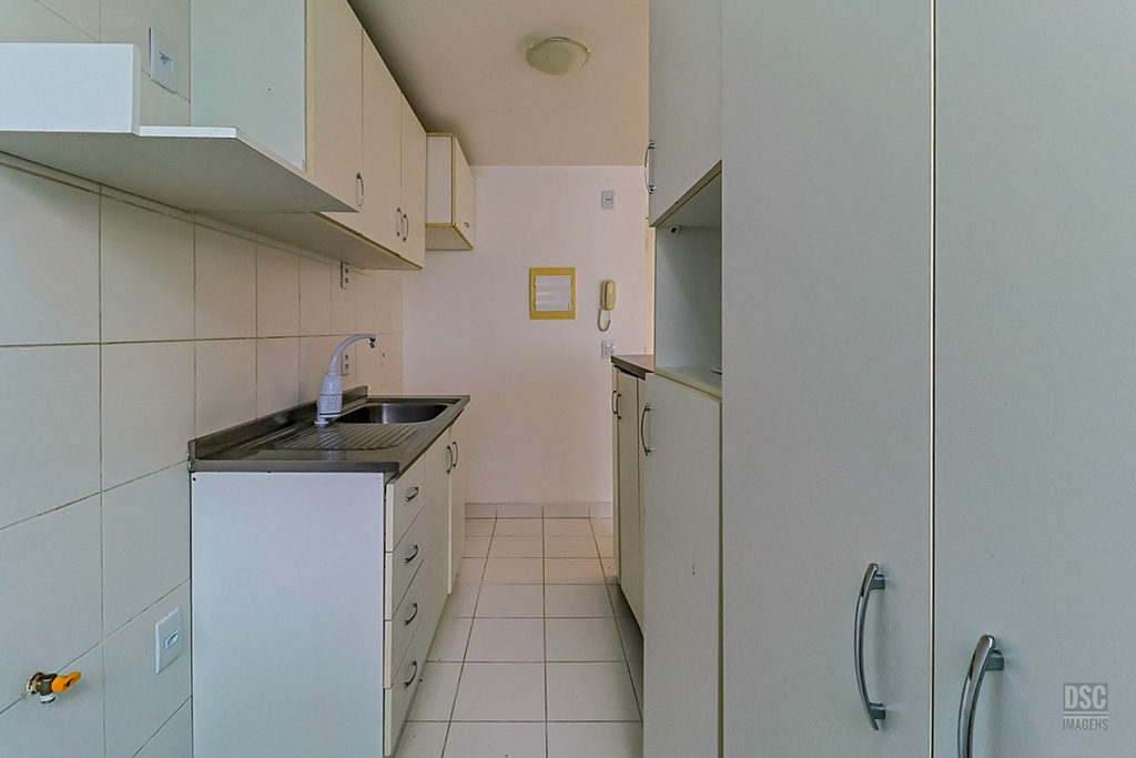 Apartamento para venda no bairro Vila Ipiranga em Porto Alegre