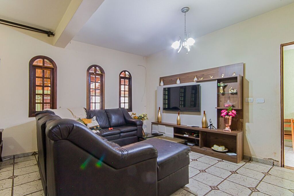Casa, 3 quartos, 259 m² - Foto 2