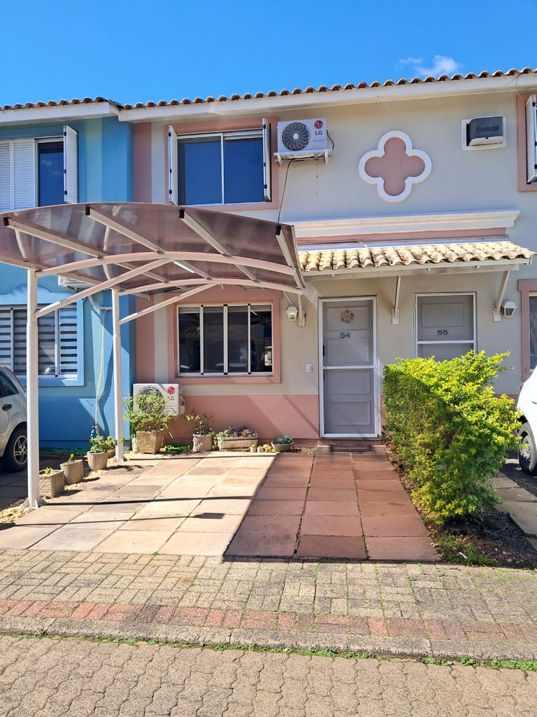 Casa em Condomínio para venda no bairro Humaitá em Porto Alegre