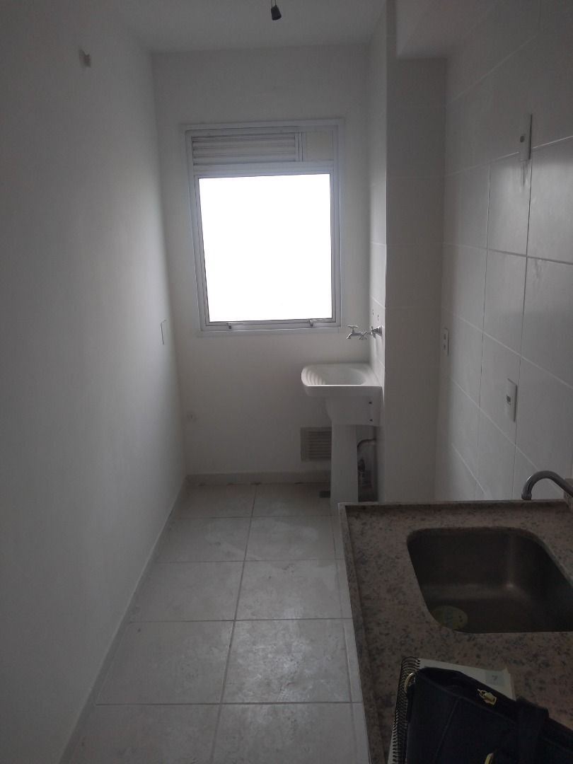 Apartamento à venda com 3 quartos, 71m² - Foto 7