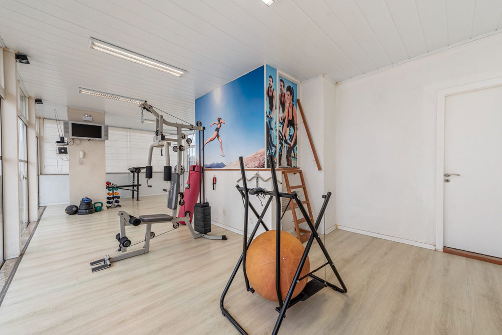 Apartamento para venda no bairro Passo da Areia em Porto Alegre
