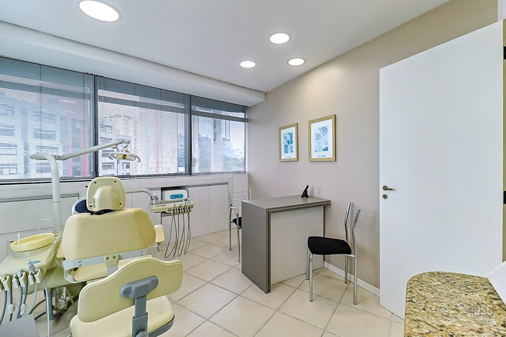Sala para venda no bairro Rio Branco em Porto Alegre