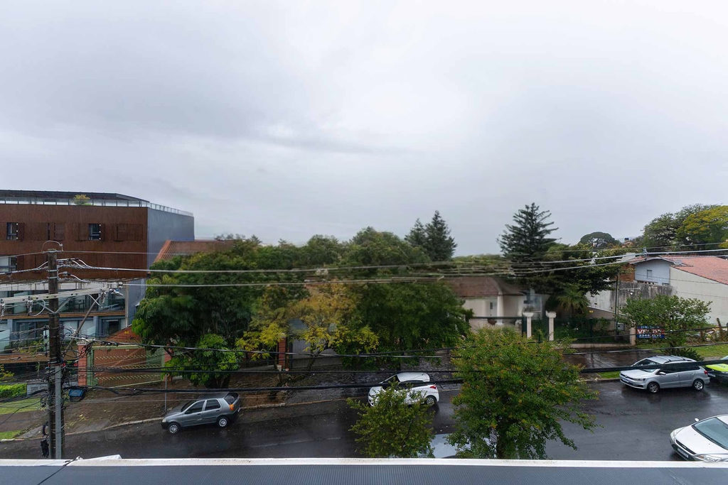 Edifício Comercial para venda no bairro Três Figueiras em Porto Alegre