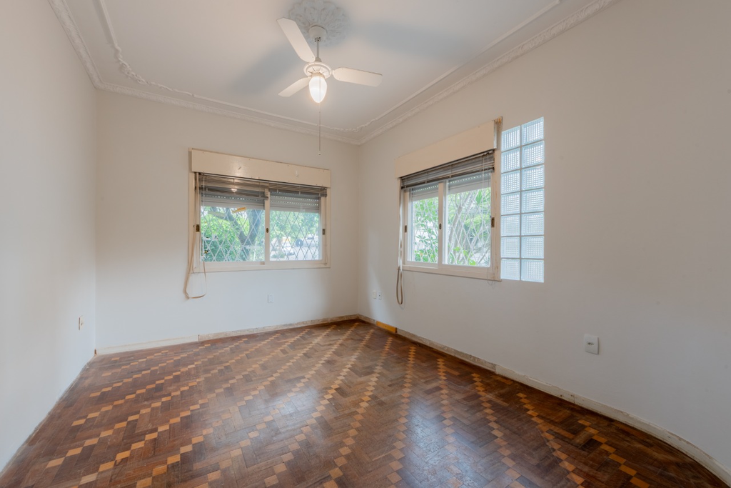 Casa para venda no bairro Moinhos de Vento em Porto Alegre