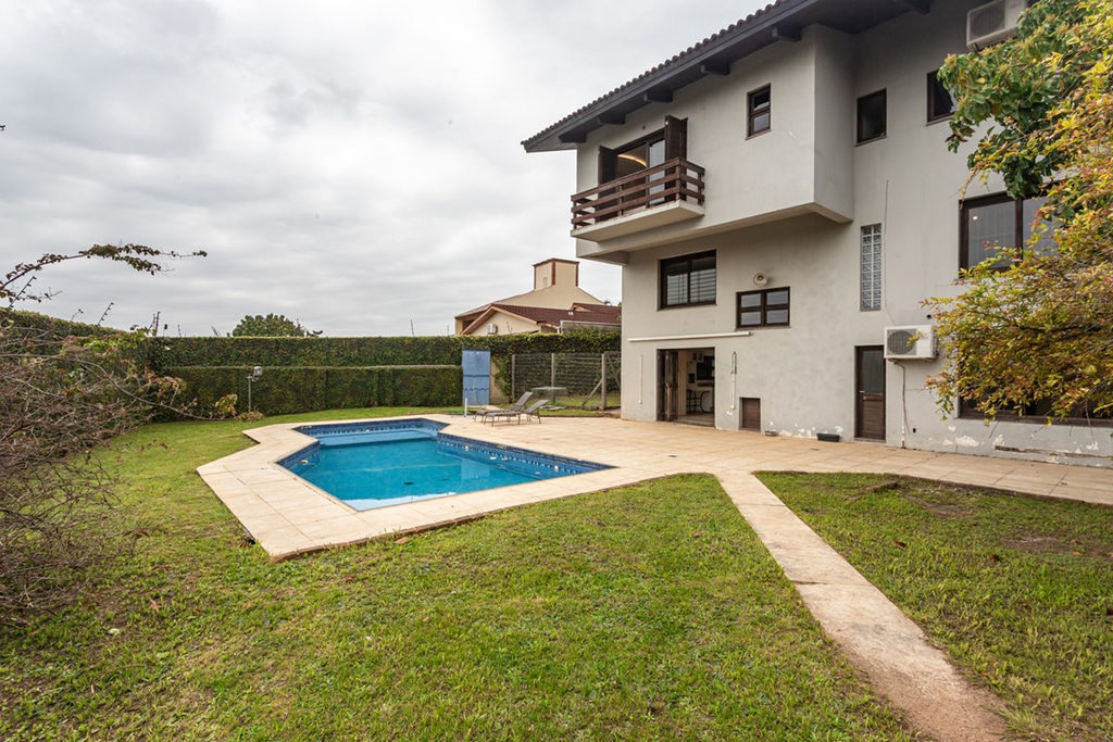 Casa para venda no bairro Teresópolis em Porto Alegre