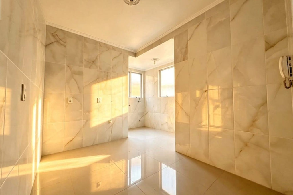 Apartamento para venda no bairro Passo da Areia em Porto Alegre