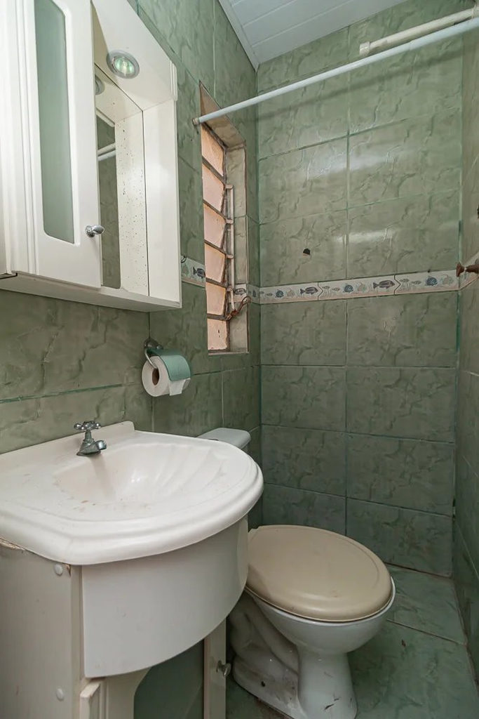 Casa para venda no bairro Jardim Itu Sabará em Porto Alegre