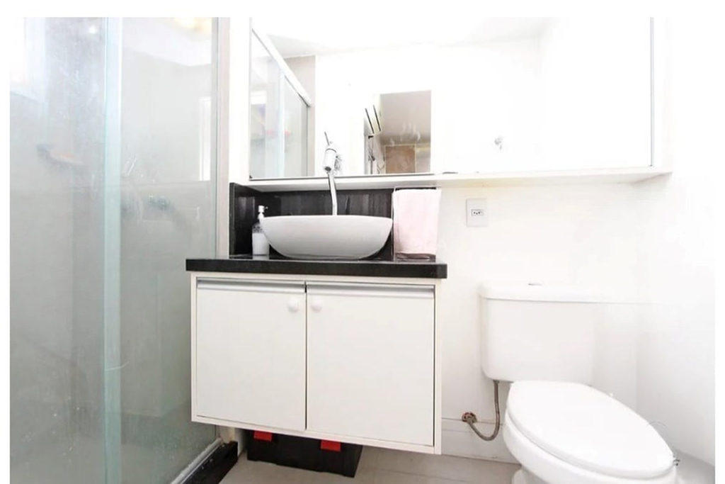 Apartamento para venda no bairro Vila Ipiranga em Porto Alegre