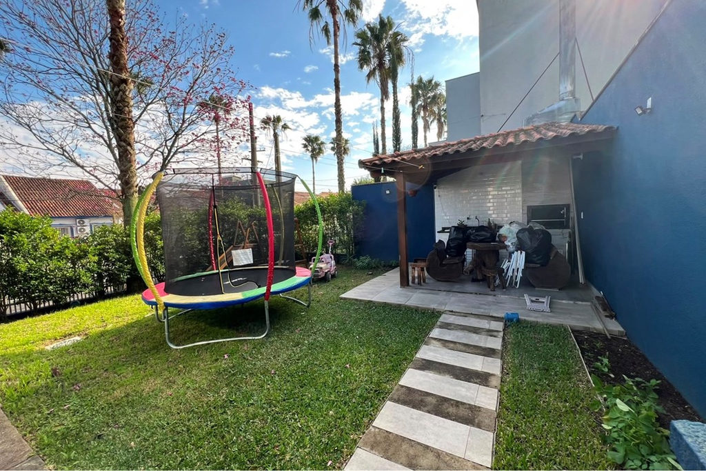 Casa em Condomínio para venda no bairro Lomba do Pinheiro em Porto Alegre