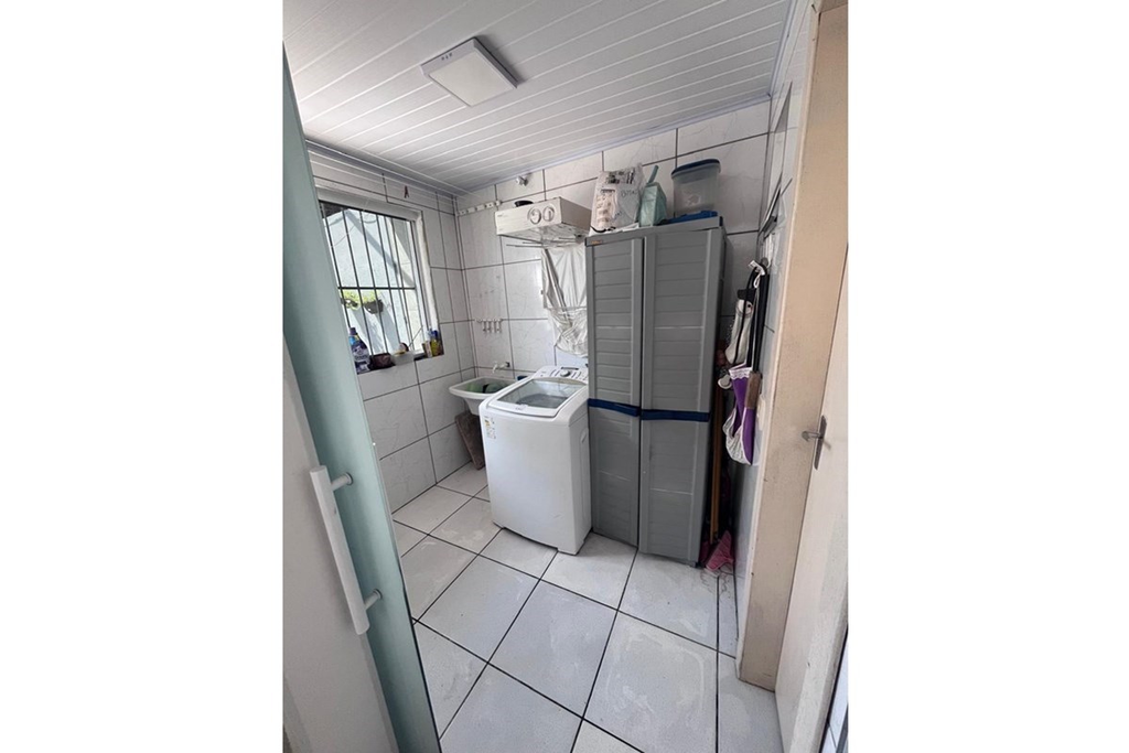 Casa para venda no bairro Viamópolis em Viamão