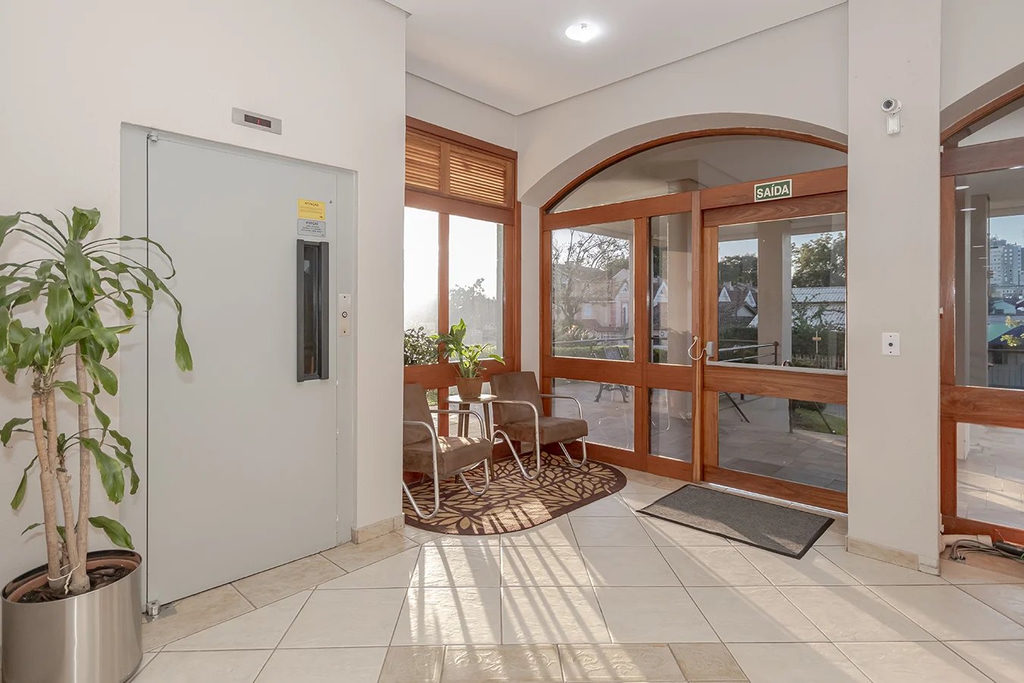 Apartamento para venda no bairro Camaquã em Porto Alegre