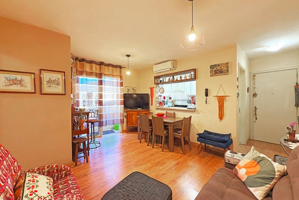 Apartamento para venda no bairro Cavalhada em Porto Alegre