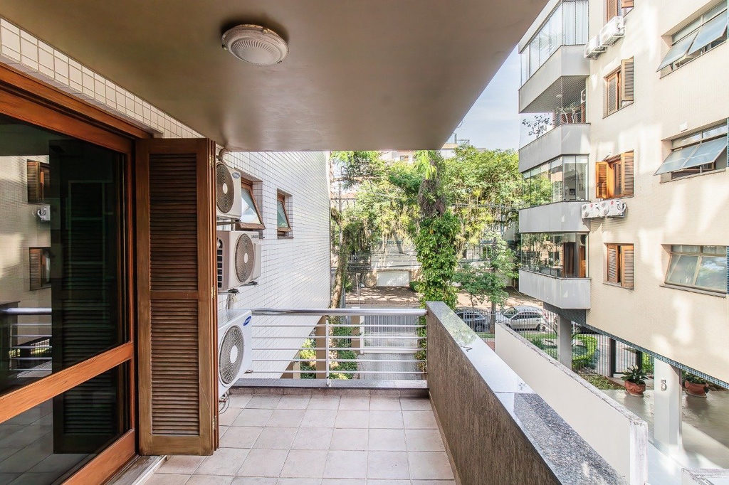 Apartamento para venda no bairro Petrópolis em Porto Alegre