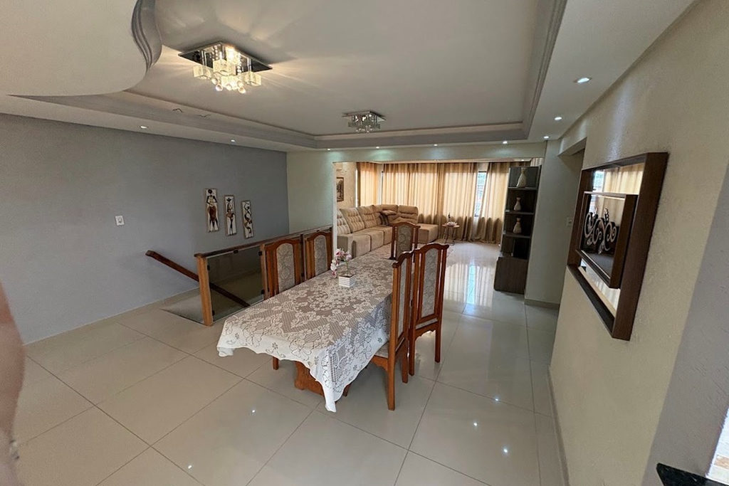 Casa para venda no bairro Santa Rosa de Lima em Porto Alegre